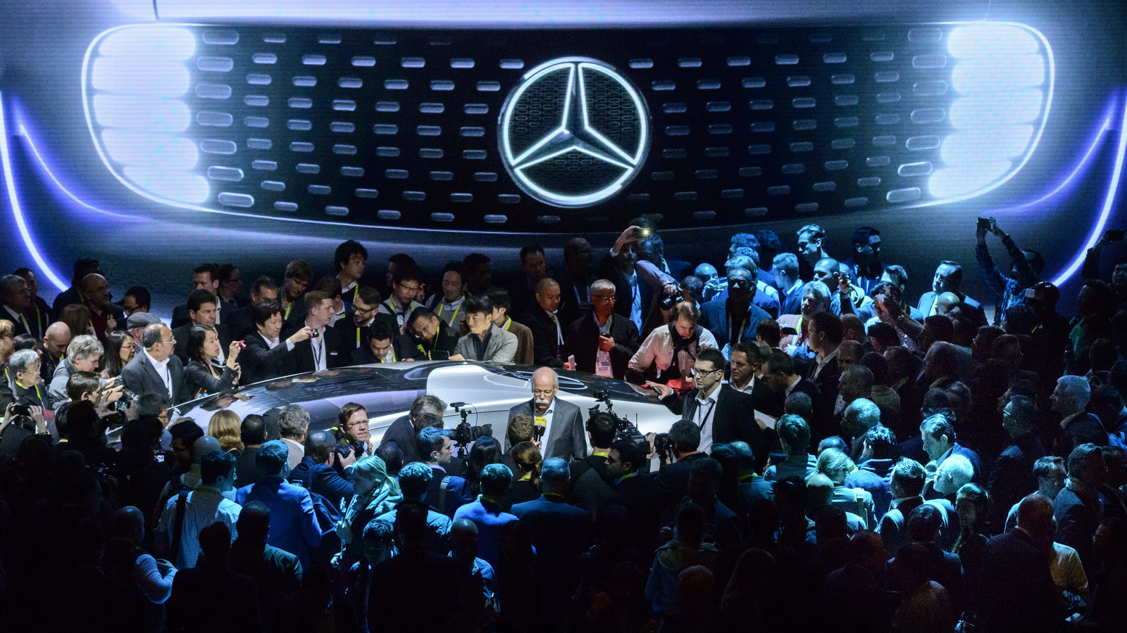 F 015 - Xe sang tự lái của Mercedes-Benz ra mắt tại triển lãm CES 2015