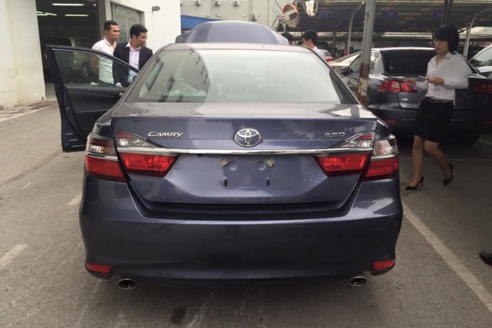 Xuất hiện tại Việt Nam, Toyota Camry 2015 sắp sửa trình làng