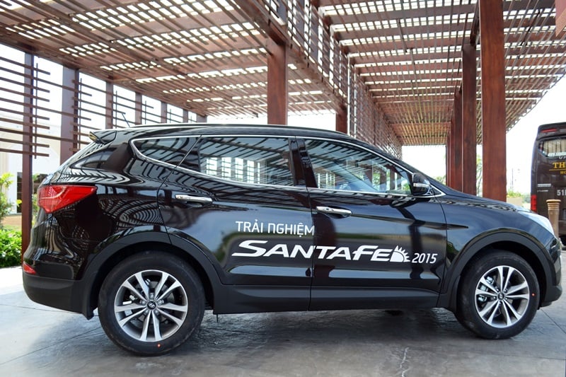 Đánh giá Hyundai SantaFe 2015 từ các chuyên gia
