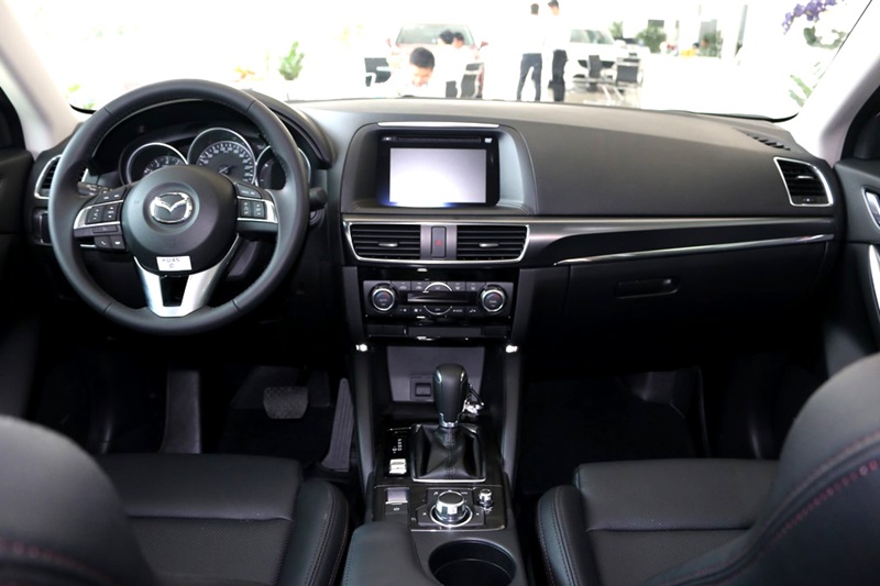 Với giá bán từ 1,039 tỷ đồng, Mazda CX-5 2016 có gì mới?  
