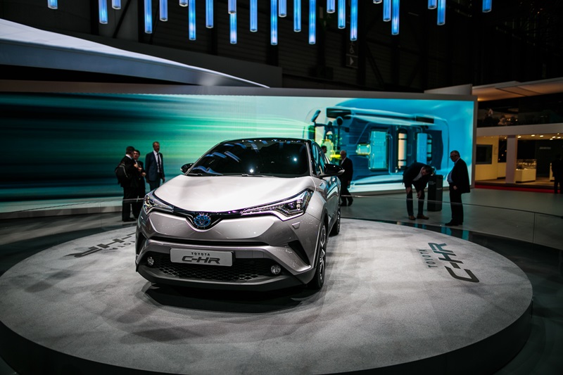 Toyota ấn định thời gian ra mắt mẫu C-HR 