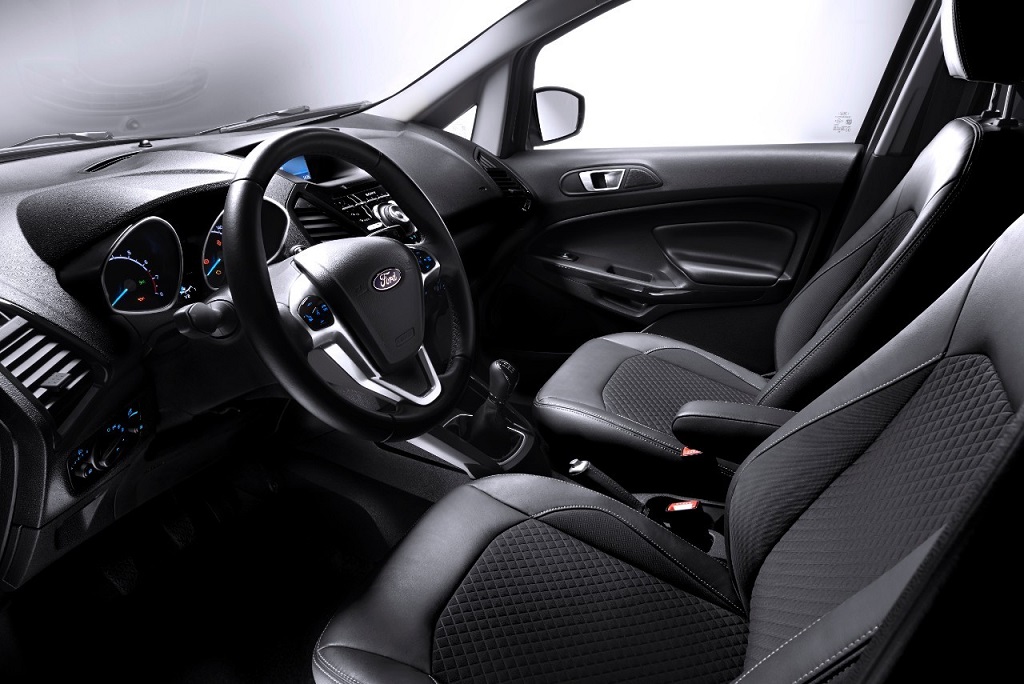 Ford EcoSport facelift 2015: Cải tiến nhỏ, hiệu quả lớn