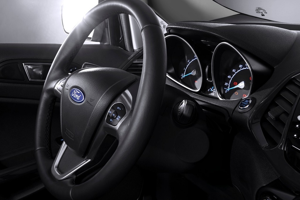 Ford EcoSport facelift 2015: Cải tiến nhỏ, hiệu quả lớn