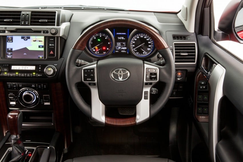 Toyota Prado 2016 chính thức trình làng, giá từ 52.990 USD