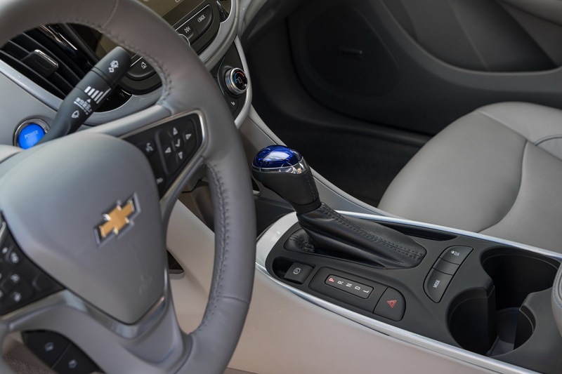 Chevrolet Volt 2016: Mạnh hơn, nhanh hơn, tiết kiệm nhiên liệu hơn
