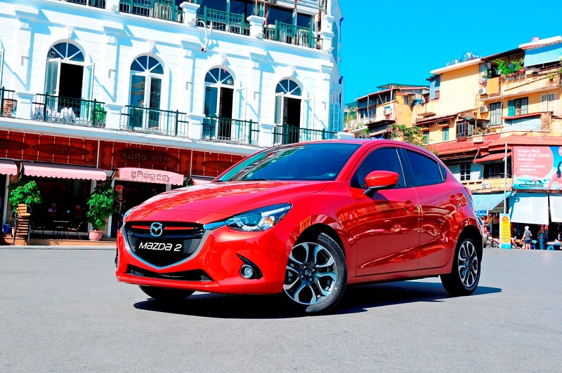 Thaco giảm giá cho Kia Morning và Mazda2 tại Việt Nam
