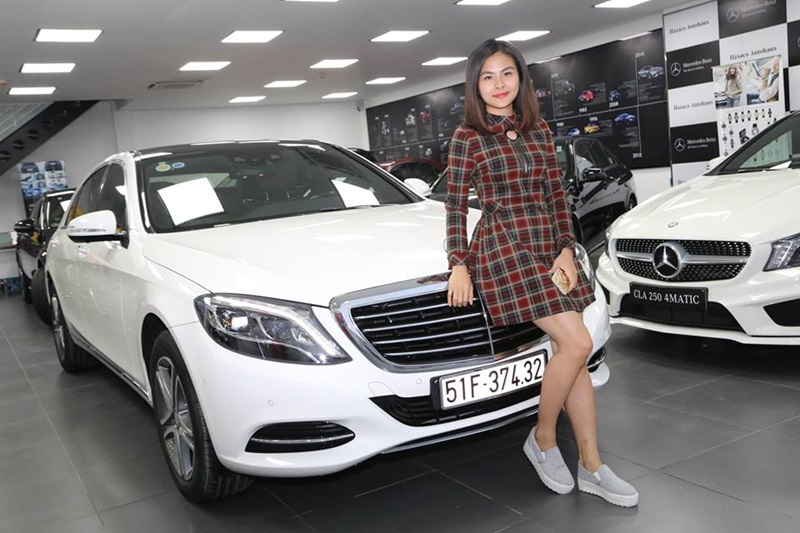 Dốc hầu bao 3,699 tỷ đồng, diễn viên Vân Trang tậu Mercedes-Benz S400