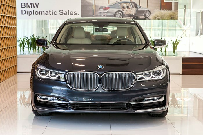 Chào thị trường Việt, BMW 730Li có giá từ 4,098 tỉ đồng