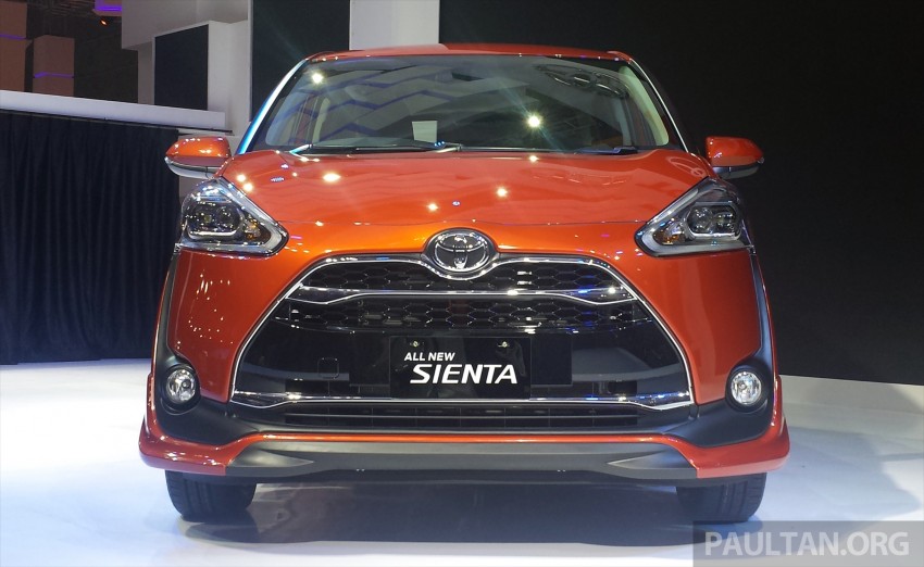 Xe gia đình giá rẻ Toyota Sienta chính thức ra mắt Đông Nam Á