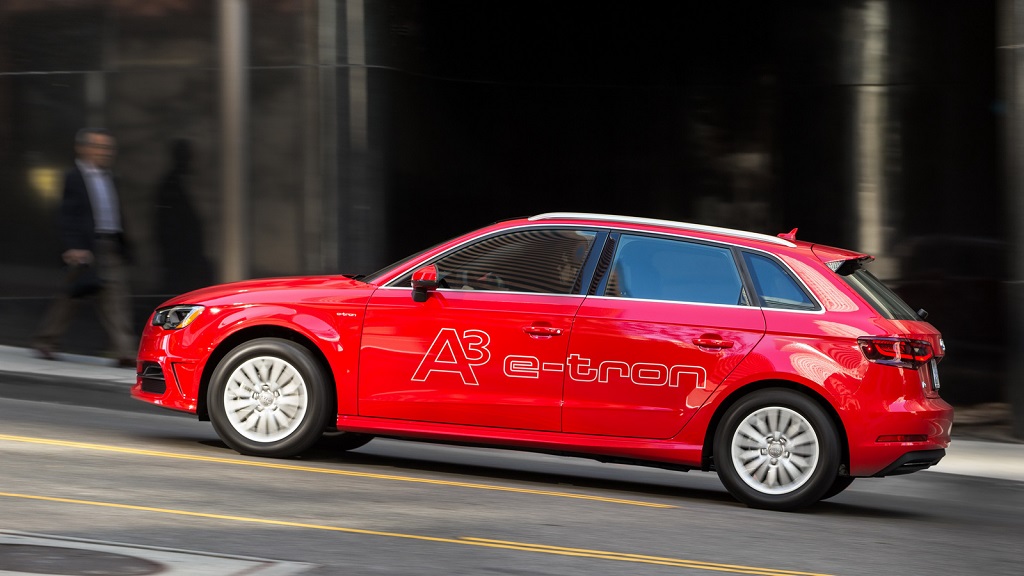 Audi công bố giá bán xe điện hiệu suất cao A3 Sportback E-tron 2016 