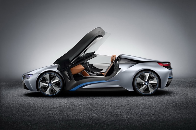 BMW i8 phiên bản mui trần sắp có mặt trên thị trường