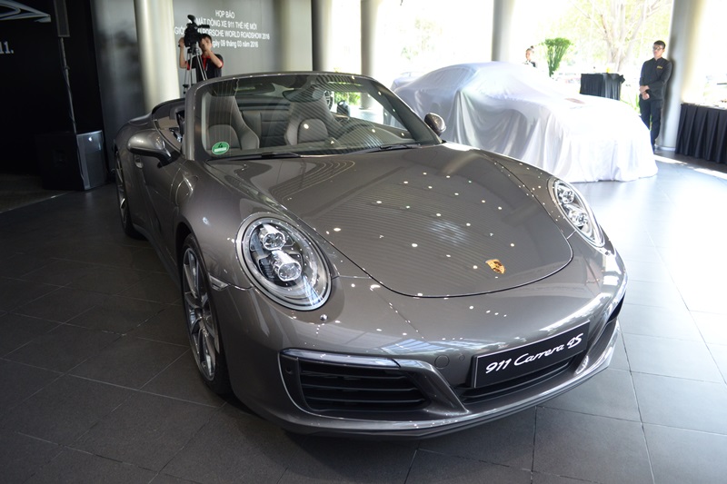 Porsche 911 chính thức ra mắt tại Việt Nam, giá từ 6,7 tỷ đồng