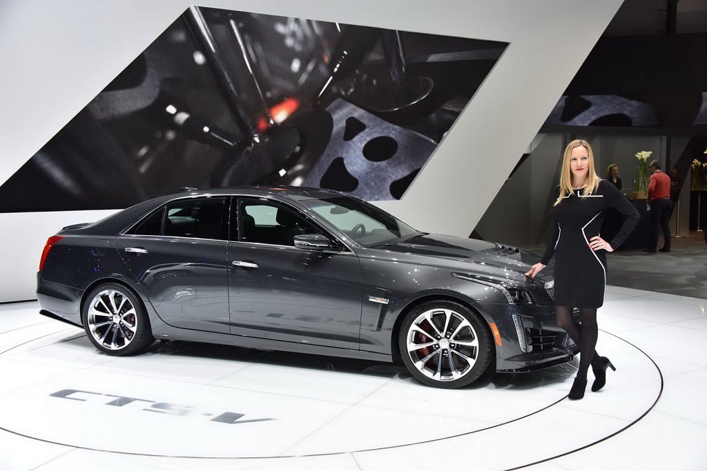 Cadillac CTS-V 2016 đến châu Âu với giá khởi điểm 111.000 USD