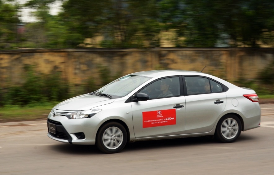 Cơ hội lái thử bộ ba sedan thế hệ mới của Toyota tại Việt Nam