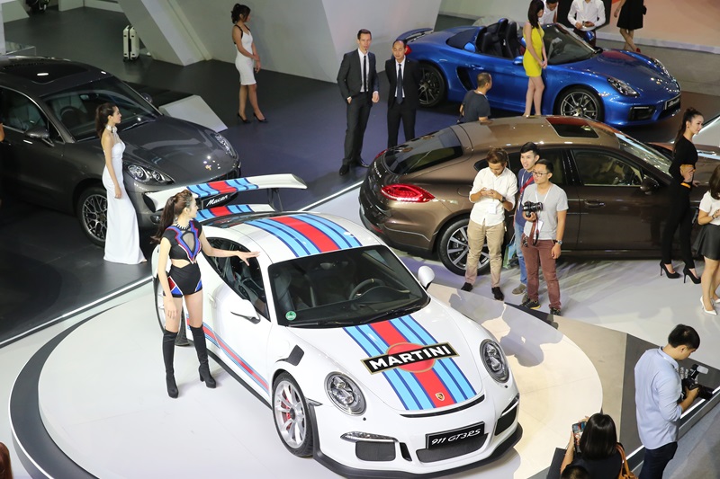 Chiêm ngưỡng Porsche 911 GT3 RS giá 11,4 tỷ đồng tại triển lãm VIMS 2015