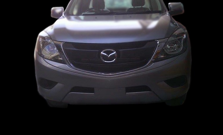 Mazda BT-50 2016 đã sẵn sàng lộ diện