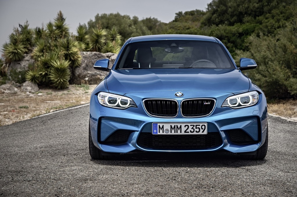 BMW M2 Coupe chính thức trình làng, giá từ 67.200 USD
