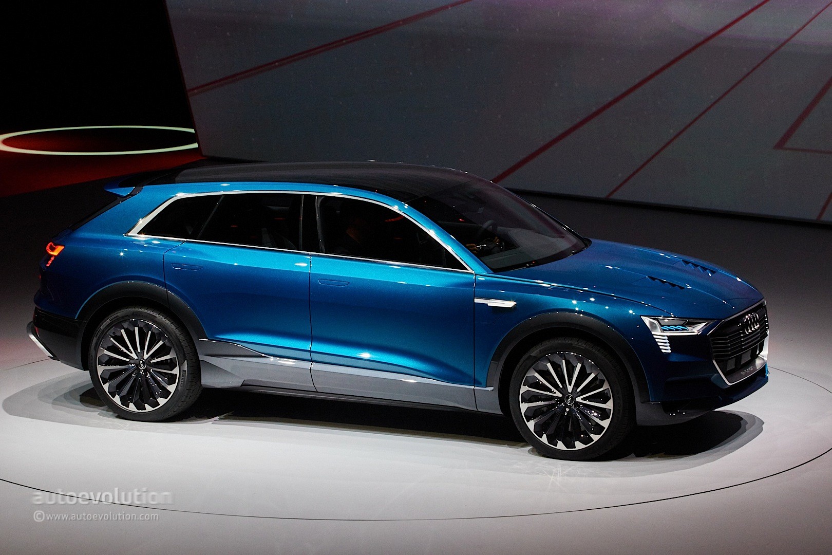 Audi ra mắt concept “SUV quyến rũ” tiền thân của Q6