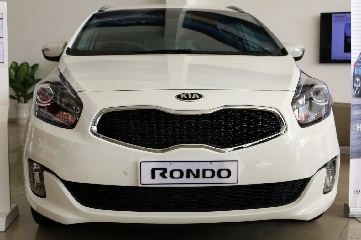 Đánh giá chi tiết về Kia Rondo 2014 – Dòng xe gia đình tiện dụng