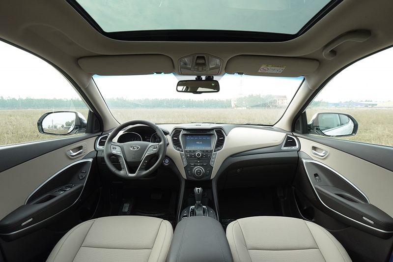 Đang dùng Honda CR-V, có nên lên đời với Hyundai SantaFe 2016?