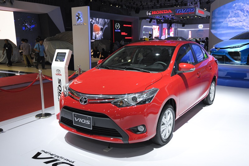 Toyota Vios rộng đường bảo vệ ngôi vương xe bán chạy nhất Việt Nam