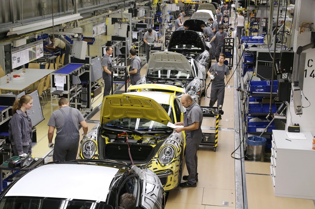 Porsche “chi bạo” hơn 1,1 tỷ Euro để mở rộng sản xuất