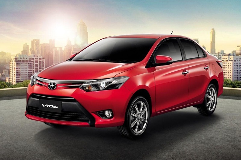 5 mẫu xe Toyota mê hoặc khách hàng Việt năm 2015
