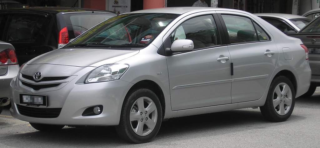 Gần 4.000 xe Toyota Corolla và Vios gặp vấn đề túi khí tại Việt Nam