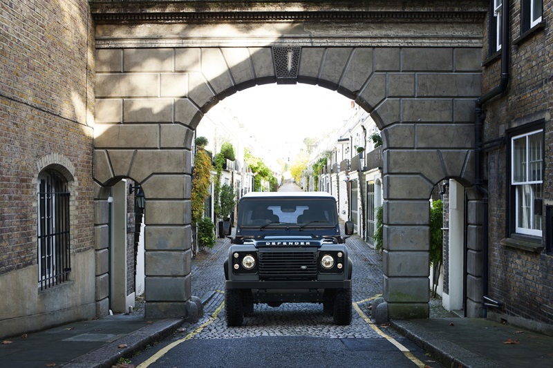 Land Rover sẽ tiếp tục mở rộng sản xuất Defender 