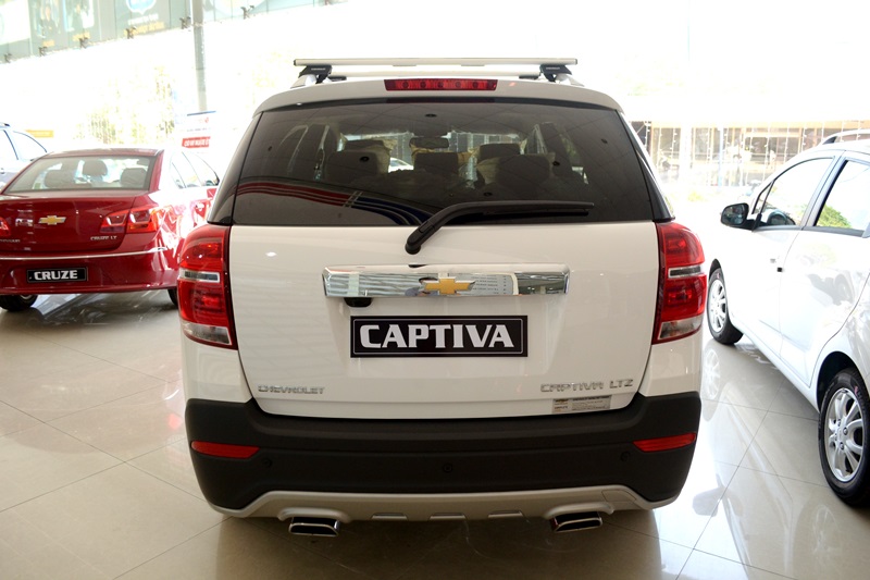 Diện kiến dung nhan Chevrolet Captiva Revv 2016 tại Việt Nam