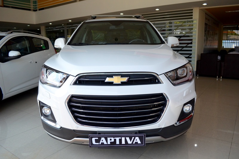 Diện kiến dung nhan Chevrolet Captiva Revv 2016 tại Việt Nam