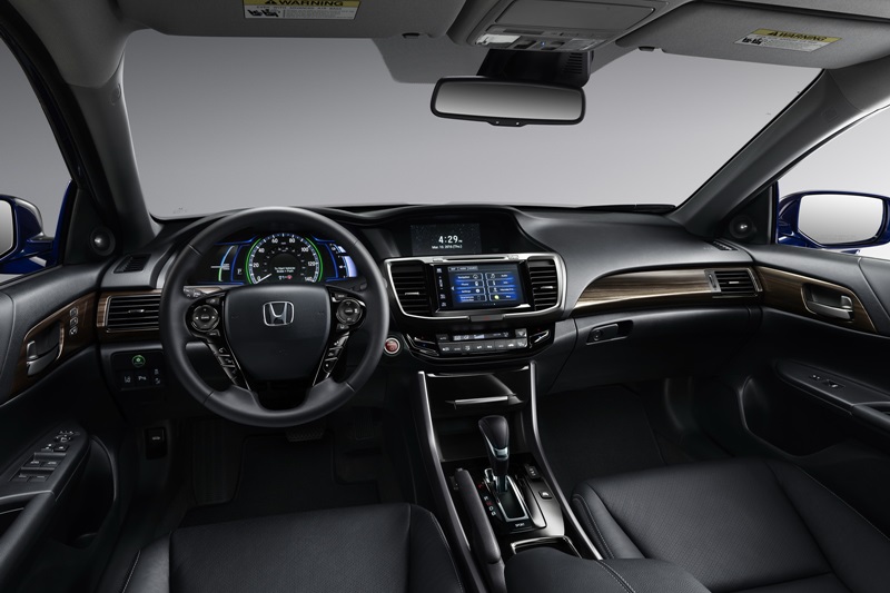 Lấn sân vào phân khúc xe xanh, Honda nâng cấp Accord Hybrid