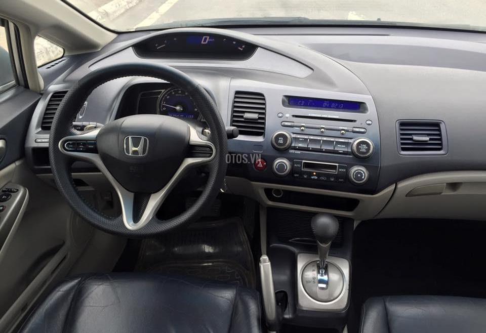 Honda Civic hơn 10 năm tuổi lựa chọn trong tầm giá 300 triệu đồng