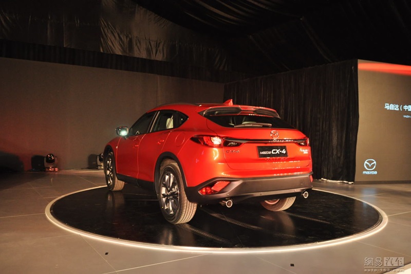 Mazda CX-4 chính thức chào sân