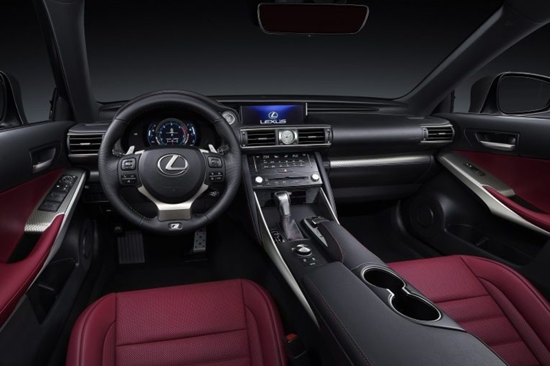 Phiên bản nâng cấp của Lexus IS chính thức lộ diện