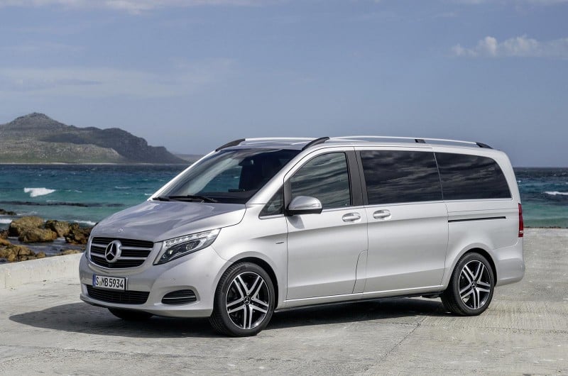 Mercedes-Benz Việt Nam hé lộ 4 mẫu xe mới sắp ra mắt 