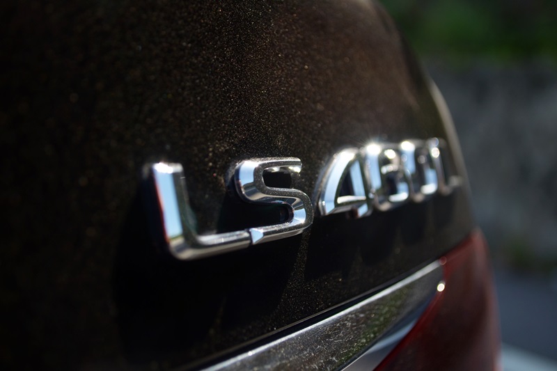 Đánh giá Lexus LS 460L: “chuyên cơ trên mặt đất” 