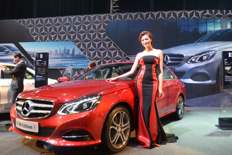 Tuần lễ thời trang Mercedes-Benz Fashion Week 2015 chính thức khai màn