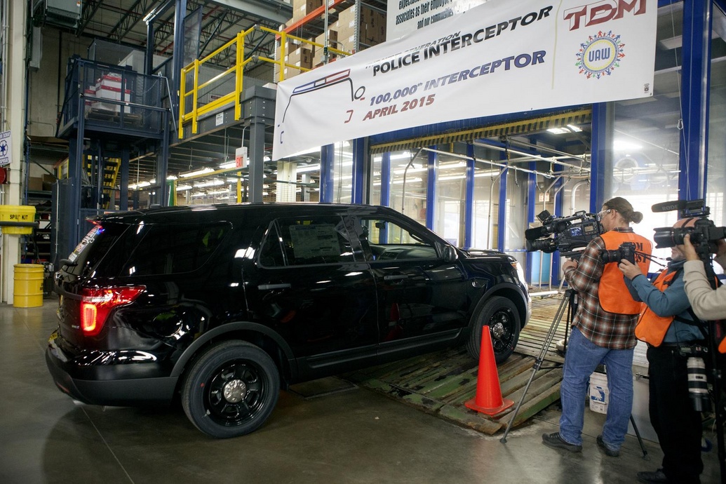 Ford sản xuất chiếc xe thứ 100.000 dành cho cảnh sát Mỹ