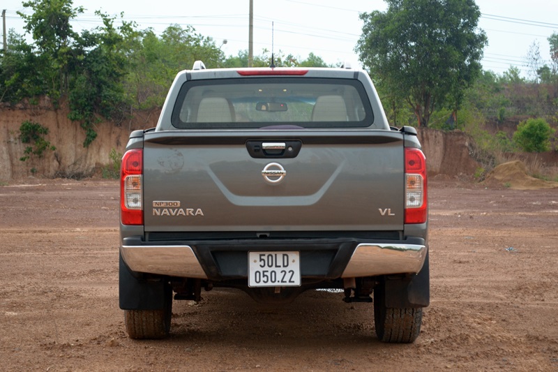 Đánh giá Nissan NP300 Navara: “xứng danh anh tài” xe bán tải