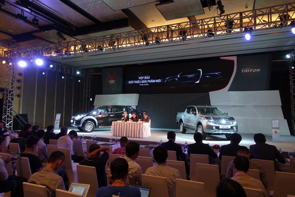 Mitsubishi Triton hoàn toàn mới chính thức ra mắt, giá từ 580 triệu đồng