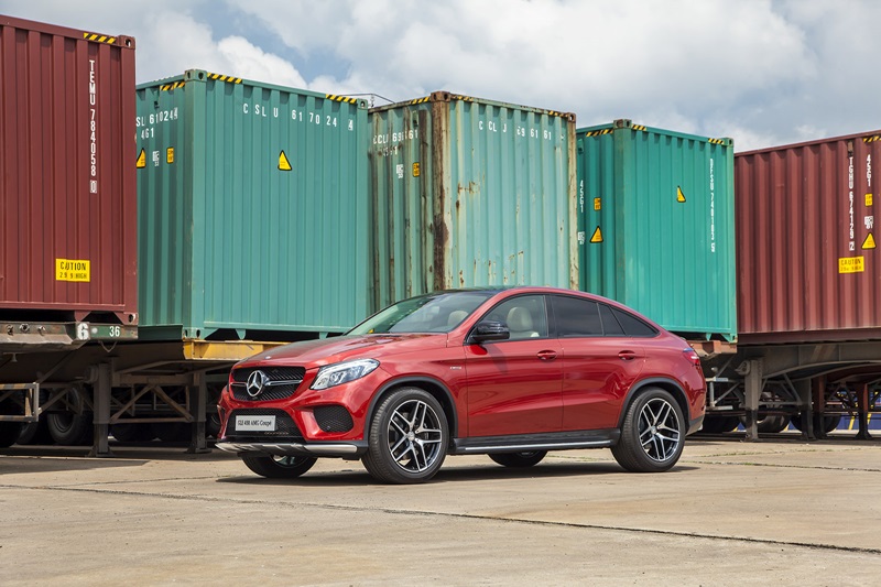 Mercedes-Benz công bố giá GLE và GLE Coupé trước thềm triển lãm VMS 2015