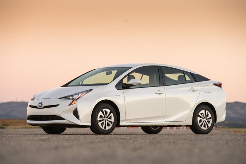 Năm 2015, Toyota lại bất khả chiến bại về doanh số bán xe
