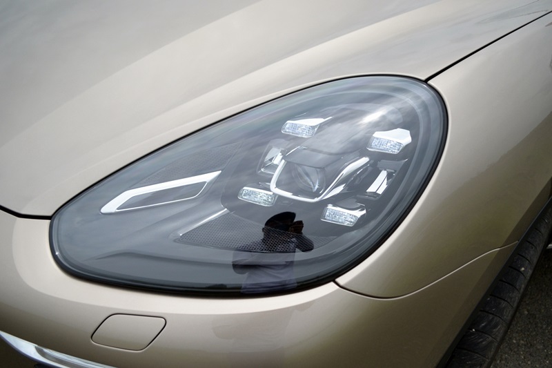 Đánh giá chi tiết về “xế sang” Porsche Cayenne 2015