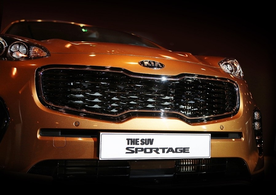 Vừa mới ra mắt, Kia Sportage 2016 đã nhận 5.000 đơn đặt hàng