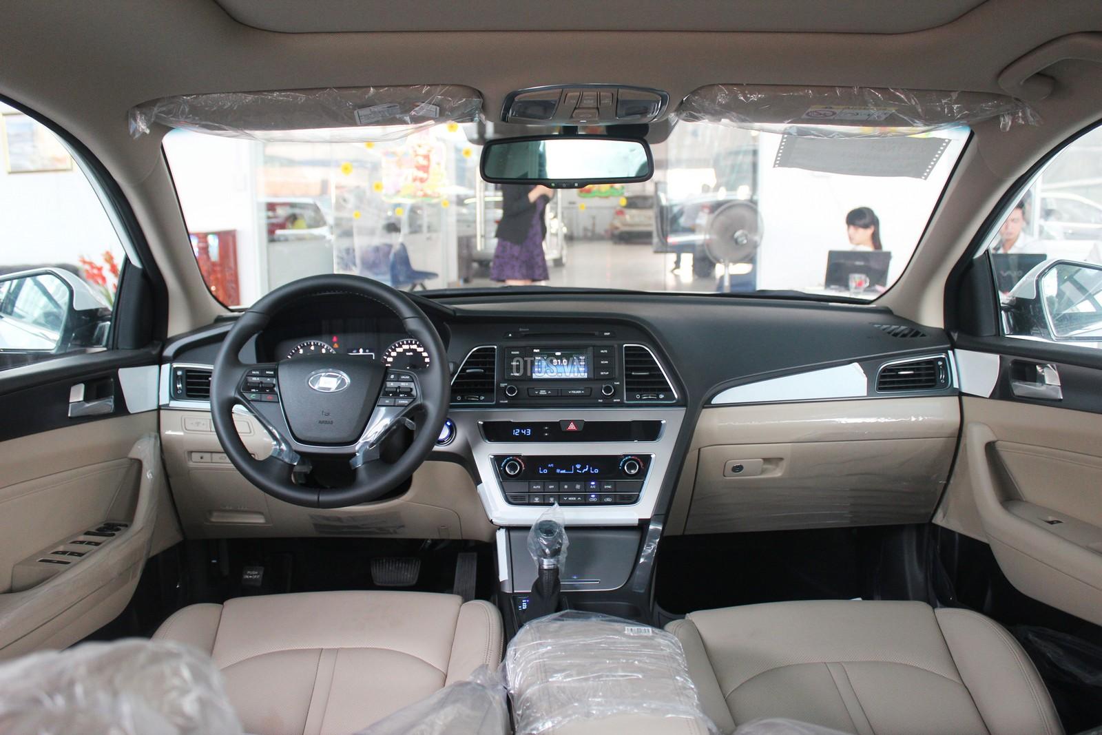 So sánh Hyundai Sonata và Kia Optima: Xe Hàn “phân tài cao thấp”
