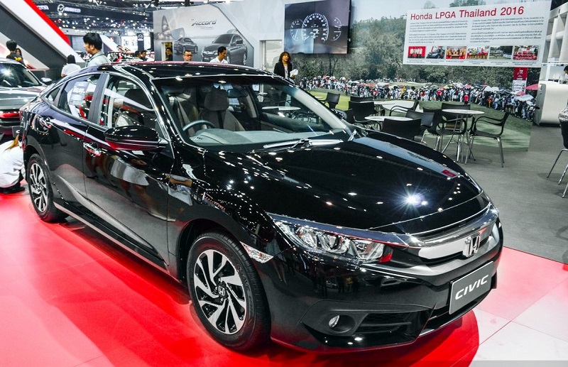 Lô xe Honda Civic 2016 đầu tiên đến Malaysia, liệu có về Việt Nam?