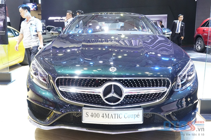 [VIMS 2017] - Gian hàng Mercedes-Benz hút khách thưởng lãm với hàng loạt mẫu xe đình đám