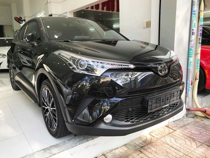 Toyota CH-R thứ 2 về Việt Nam, giá gần 2 tỷ đồng