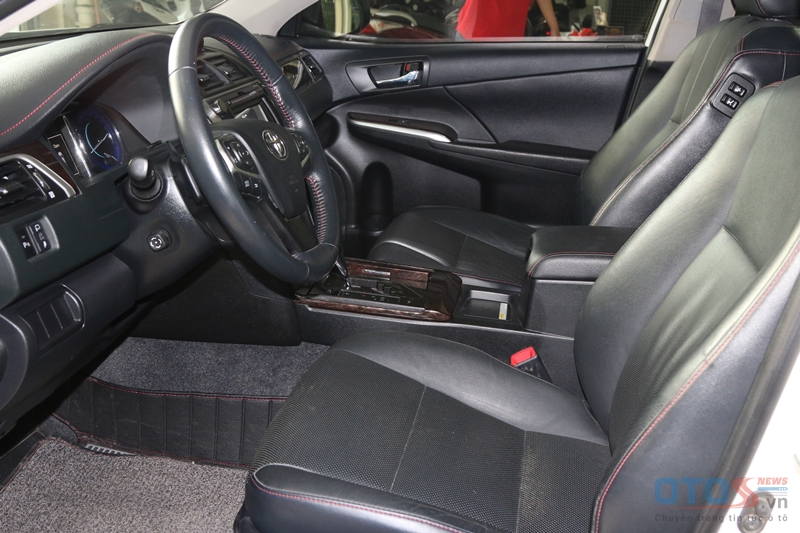 Toyota Camry 2.5Q 2015 chạy 50.000km được rao bán 1,1 tỷ đồng
